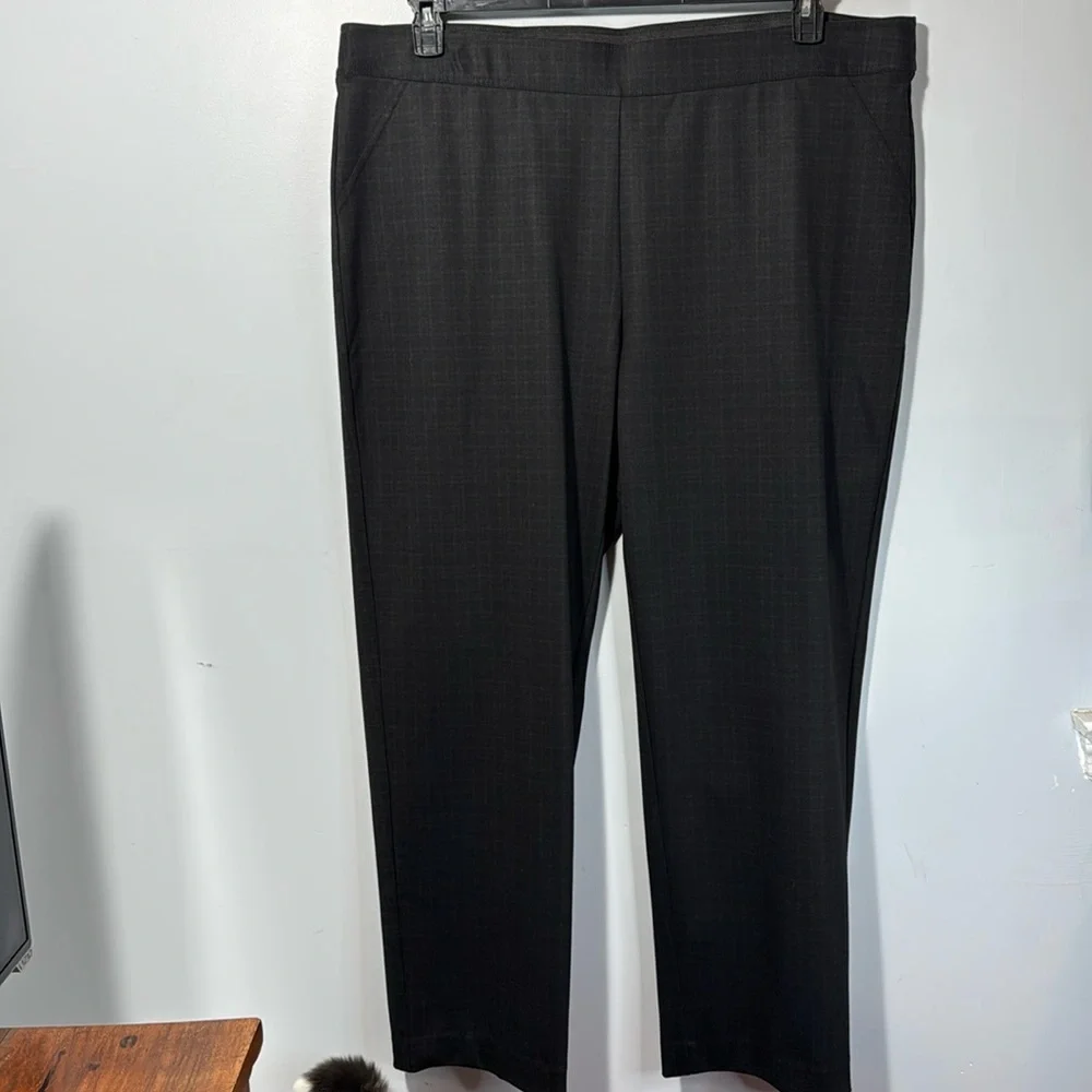 Emaline Pants Pull On Checked Straight Leg Stretch in Size 22W NWT - Picture 3 of 15